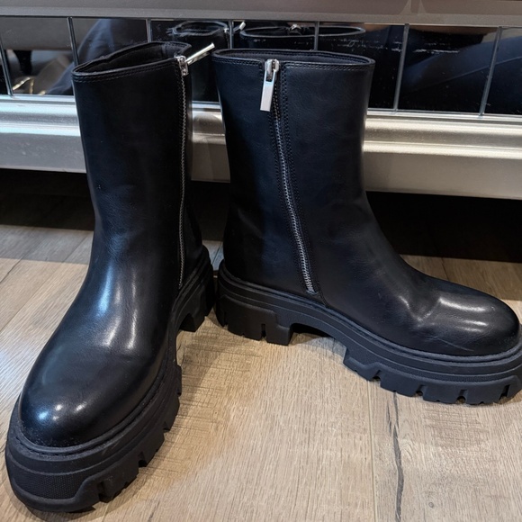 H&M Black Chunky Platform Lug Sole Ankle Boots – Size 38 (US 7.5) - Picture 2 of 4